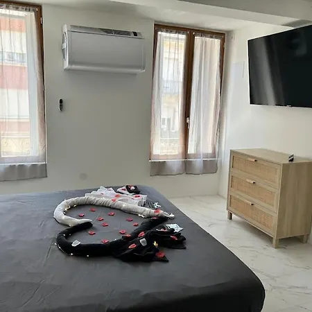 Duplex Romantique Avec Jacuzzi Privatif Perpignan