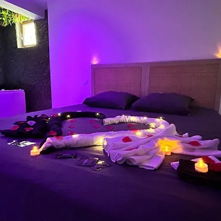 Apartament Duplex Romantique Avec Jacuzzi Privatif *