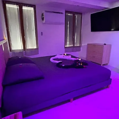 Apartament Duplex Romantique Avec Jacuzzi Privatif