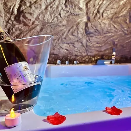 Duplex Romantique Avec Jacuzzi Privatif * Perpignan